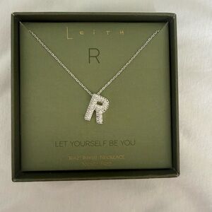 Nordstrom Silver 'R' Pendant Necklace